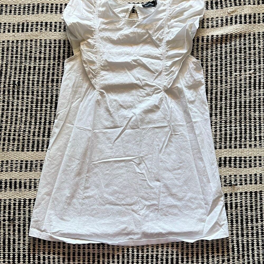 Pretty little thing size 4 white sheath dress